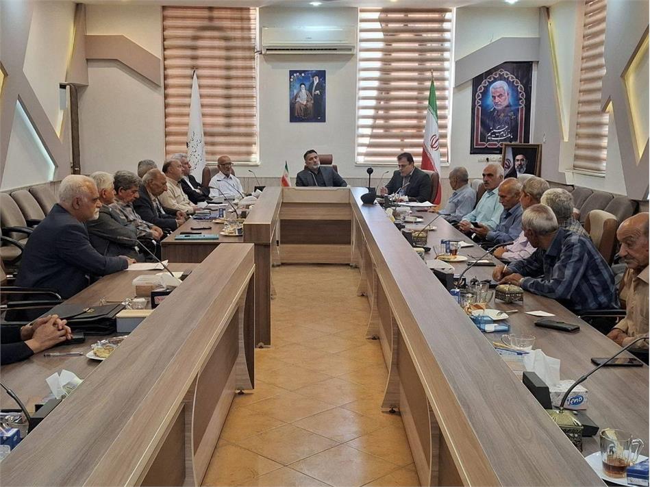 دغدغه‌های بازنشستگان در نشست مدیر صندوق بازنشستگی سمنان با رؤسای کانون‌ها شنیده شد